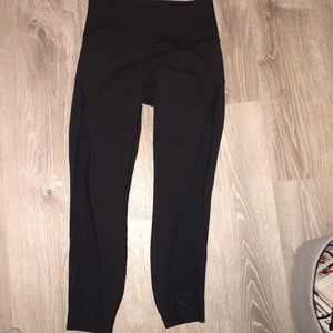 Black lululemon leggings